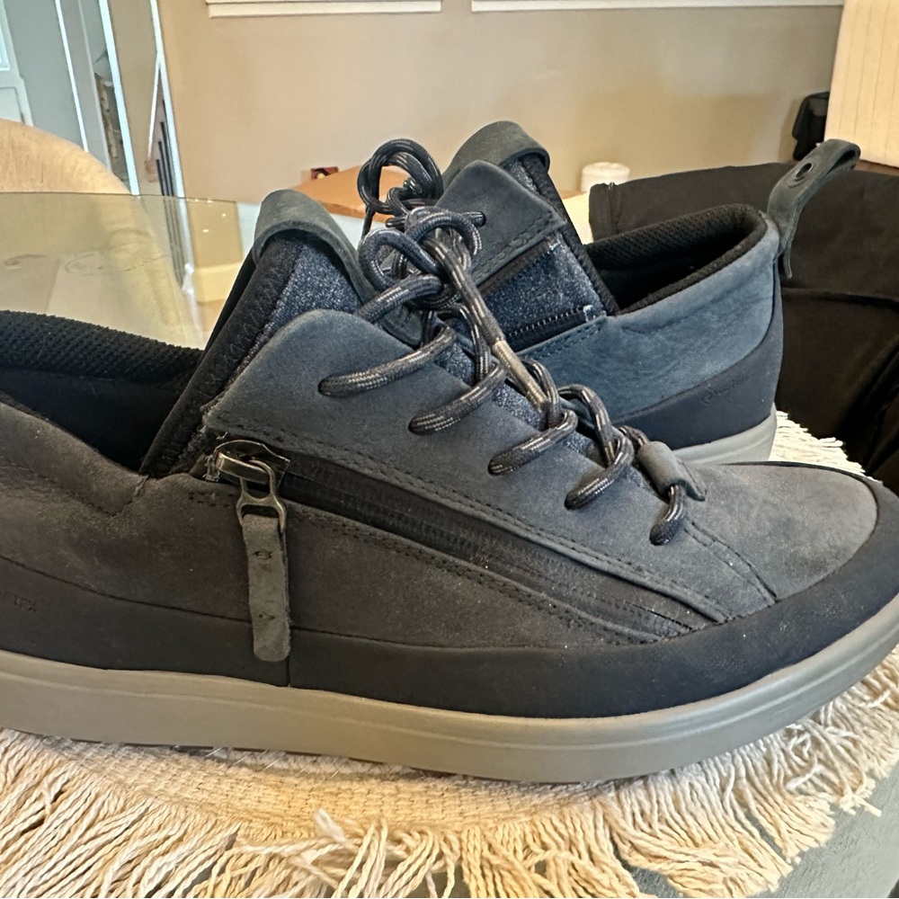Ecco women’s lace and zipper sneakers.  Never worn